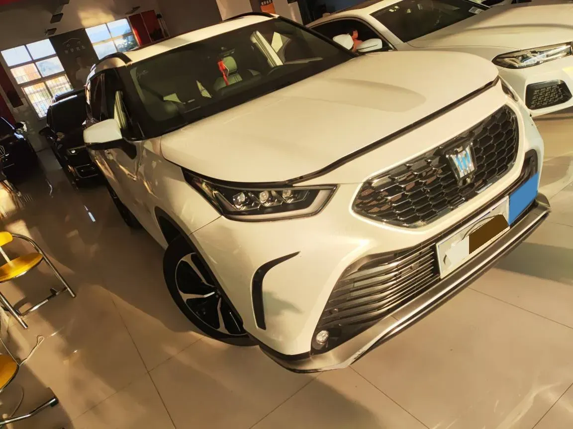 2023 Toyota Crown Kluger 2.5L 189HP L4 E-CVT Hybrid,autocango,china used car exporter,china ev exporter,chinese used car exporter,chinese used ev exporter