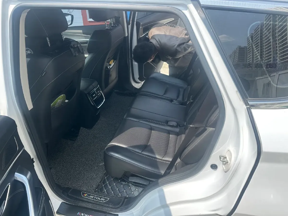 2023 Jetour X70 Plus 2.0T 254HP L4 7DCT,autocango,china used car exporter,china ev exporter,chinese used car exporter,chinese used ev exporter