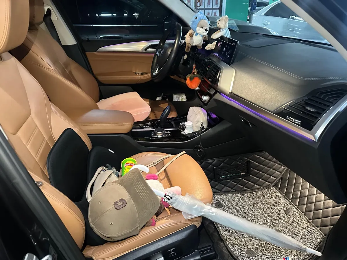 2020 Volvo XC60 2.0T 254HP L4 8AT,autocango,china used car exporter,china ev exporter,chinese used car exporter,chinese used ev exporter