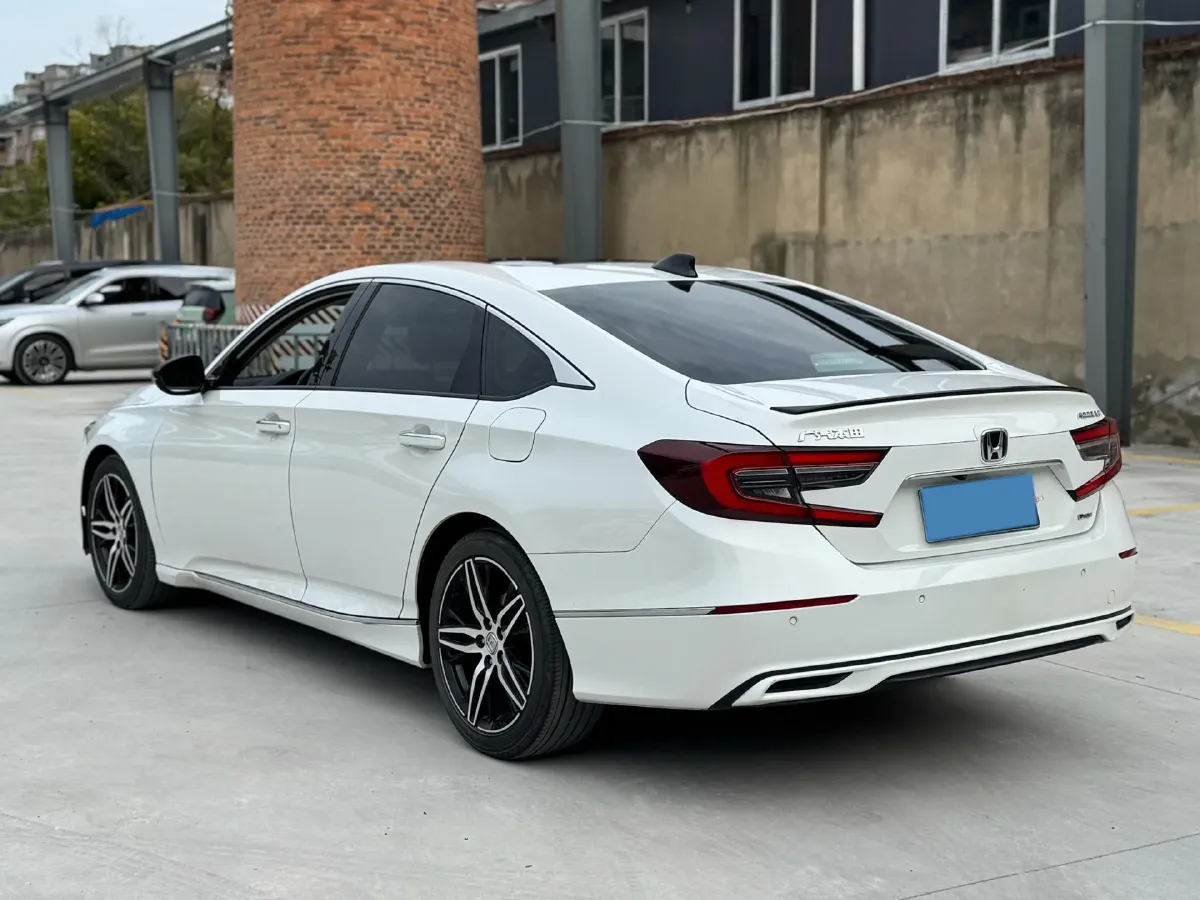 2022 Honda Accord 2.0L 146HP L4 E-CVT Hybrid,autocango,china used car exporter,china ev exporter,chinese used car exporter,chinese used ev exporter