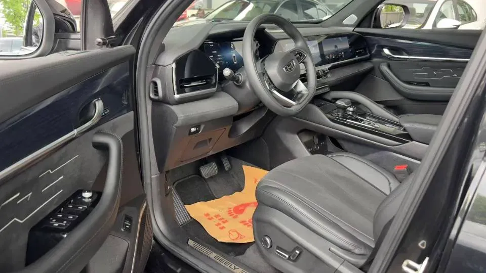 2024 Geely Monjaro 2.0T 238HP L4 8AT,autocango,china used car exporter,china ev exporter,chinese used car exporter,chinese used ev exporter