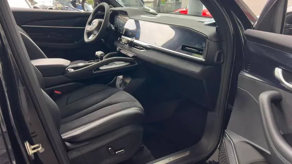 2024 Geely Monjaro 2.0T 238HP L4 8AT,autocango,china used car exporter,china ev exporter,chinese used car exporter,chinese used ev exporter