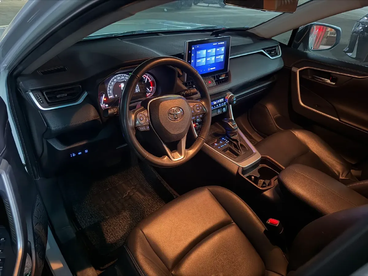 2022 Toyota RAV4 2.0L 171HP L4 CVT,autocango,china used car exporter,china ev exporter,chinese used car exporter,chinese used ev exporter