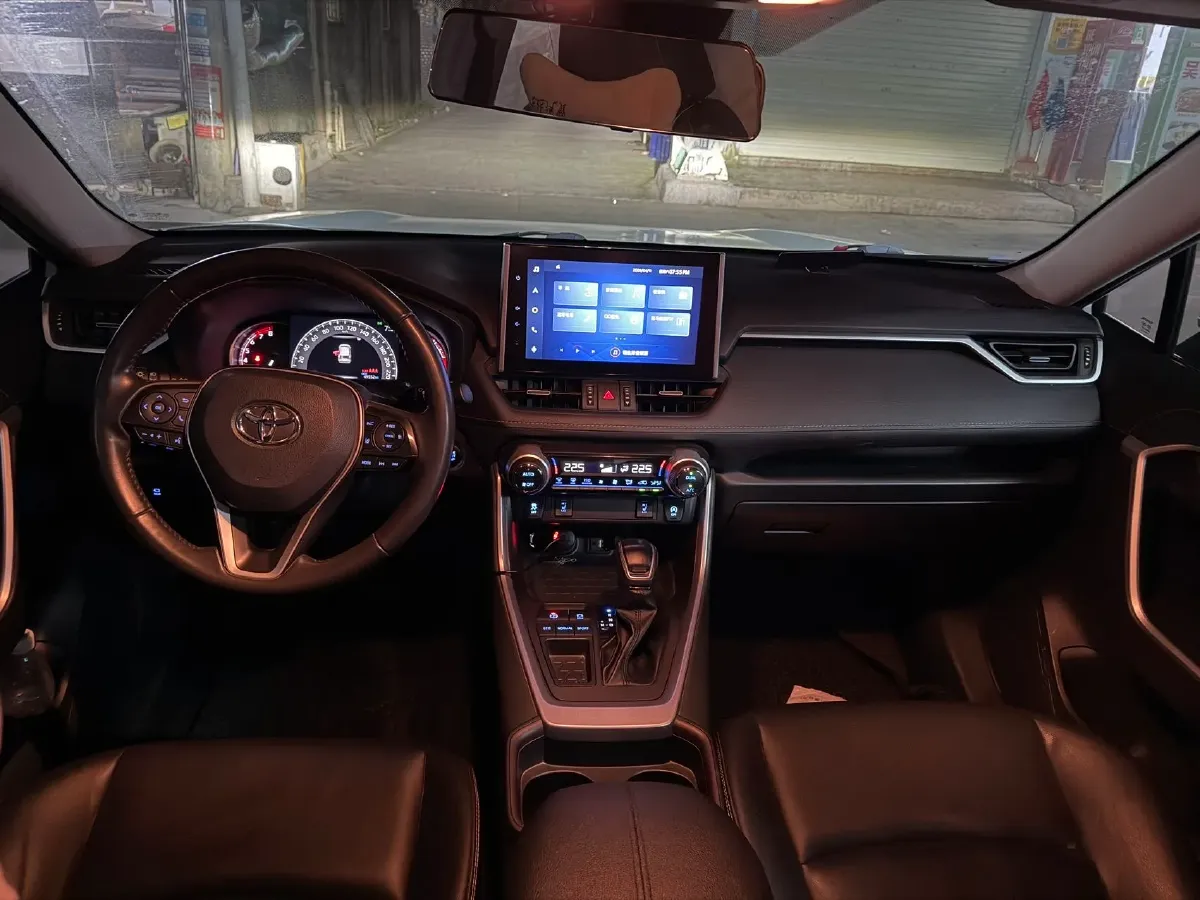 2022 Toyota RAV4 2.0L 171HP L4 CVT,autocango,china used car exporter,china ev exporter,chinese used car exporter,chinese used ev exporter