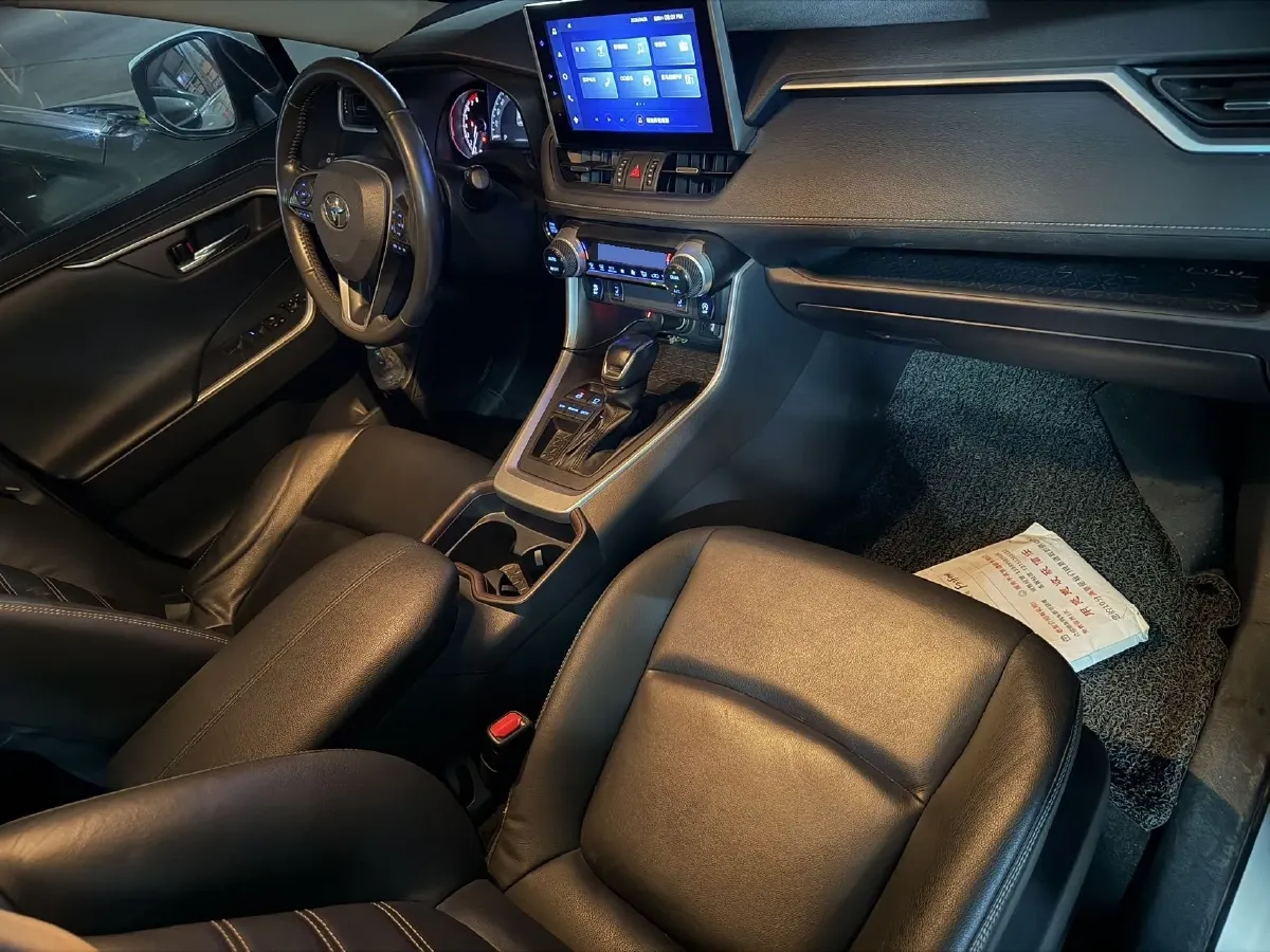 2022 Toyota RAV4 2.0L 171HP L4 CVT,autocango,china used car exporter,china ev exporter,chinese used car exporter,chinese used ev exporter