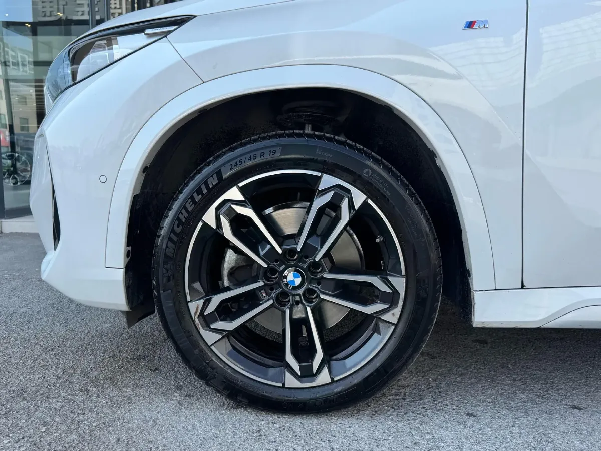 2024 BMW X1 2.0T 204HP L4 7DCT,autocango,china used car exporter,china ev exporter,chinese used car exporter,chinese used ev exporter