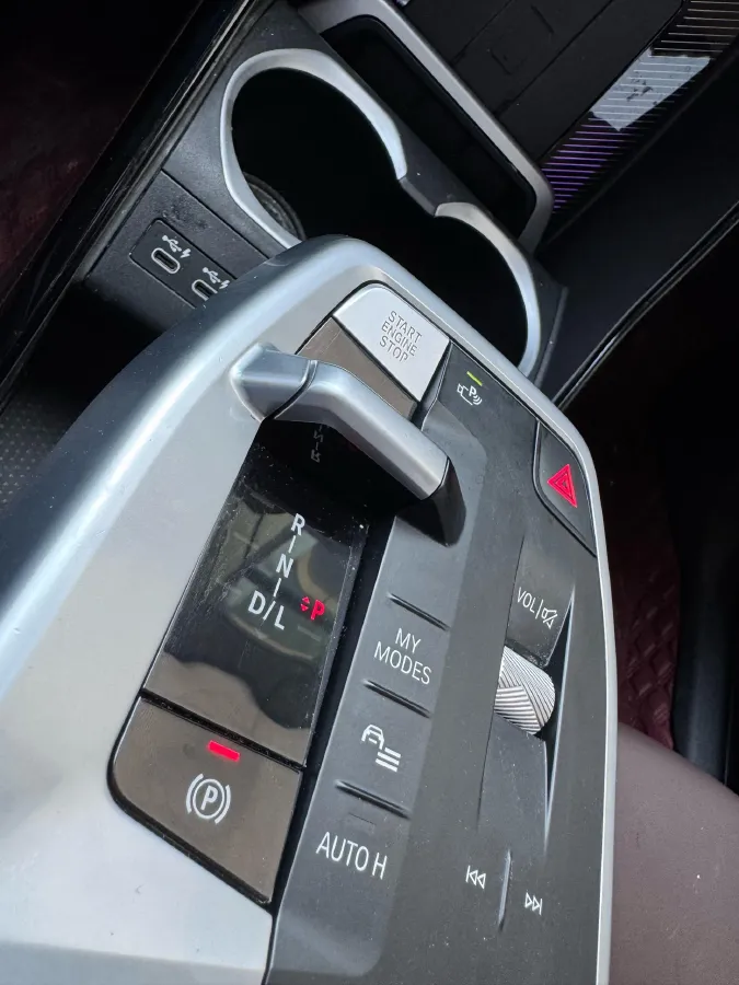 2024 BMW X1 2.0T 204HP L4 7DCT,autocango,china used car exporter,china ev exporter,chinese used car exporter,chinese used ev exporter