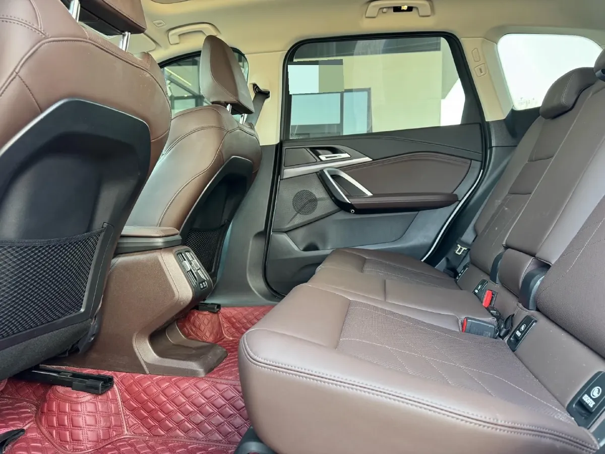 2024 BMW X1 2.0T 204HP L4 7DCT,autocango,china used car exporter,china ev exporter,chinese used car exporter,chinese used ev exporter