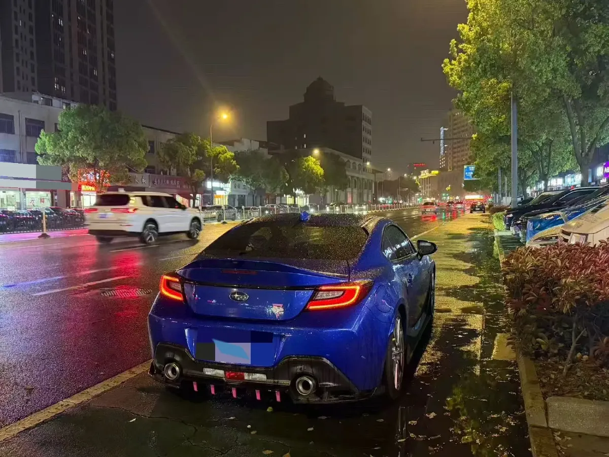 2022 Subaru BRZ 2.4L 234HP H4 6MT,autocango,china used car exporter,china ev exporter,chinese used car exporter,chinese used ev exporter