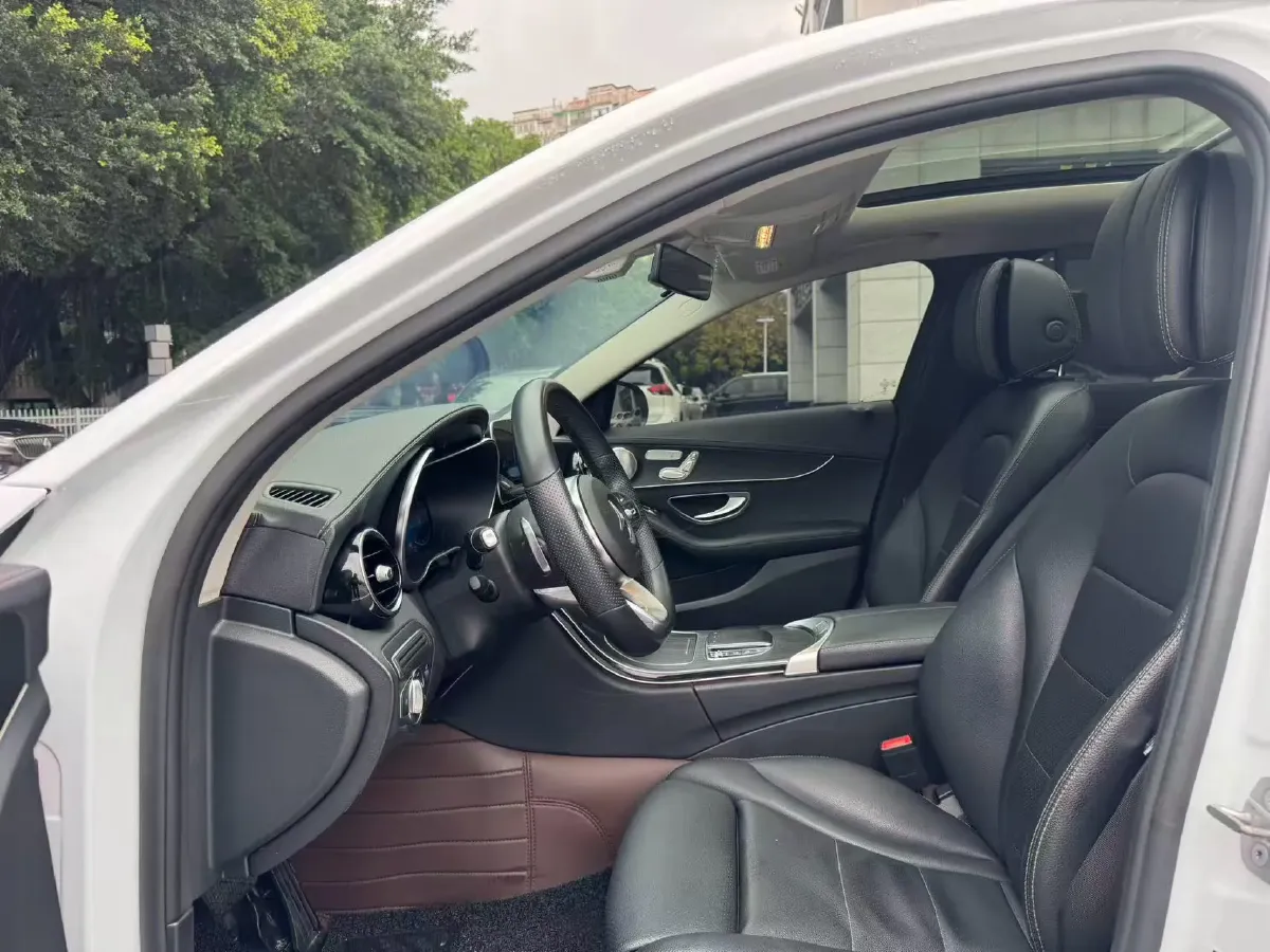 2021 Mercedes-Benz C Class 1.5T 184HP L4 9AT,autocango,china used car exporter,china ev exporter,chinese used car exporter,chinese used ev exporter