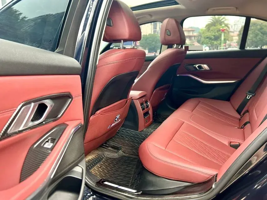 2022 BMW 3 Series 2.0T 184HP L4 8AT,autocango,china used car exporter,china ev exporter,chinese used car exporter,chinese used ev exporter