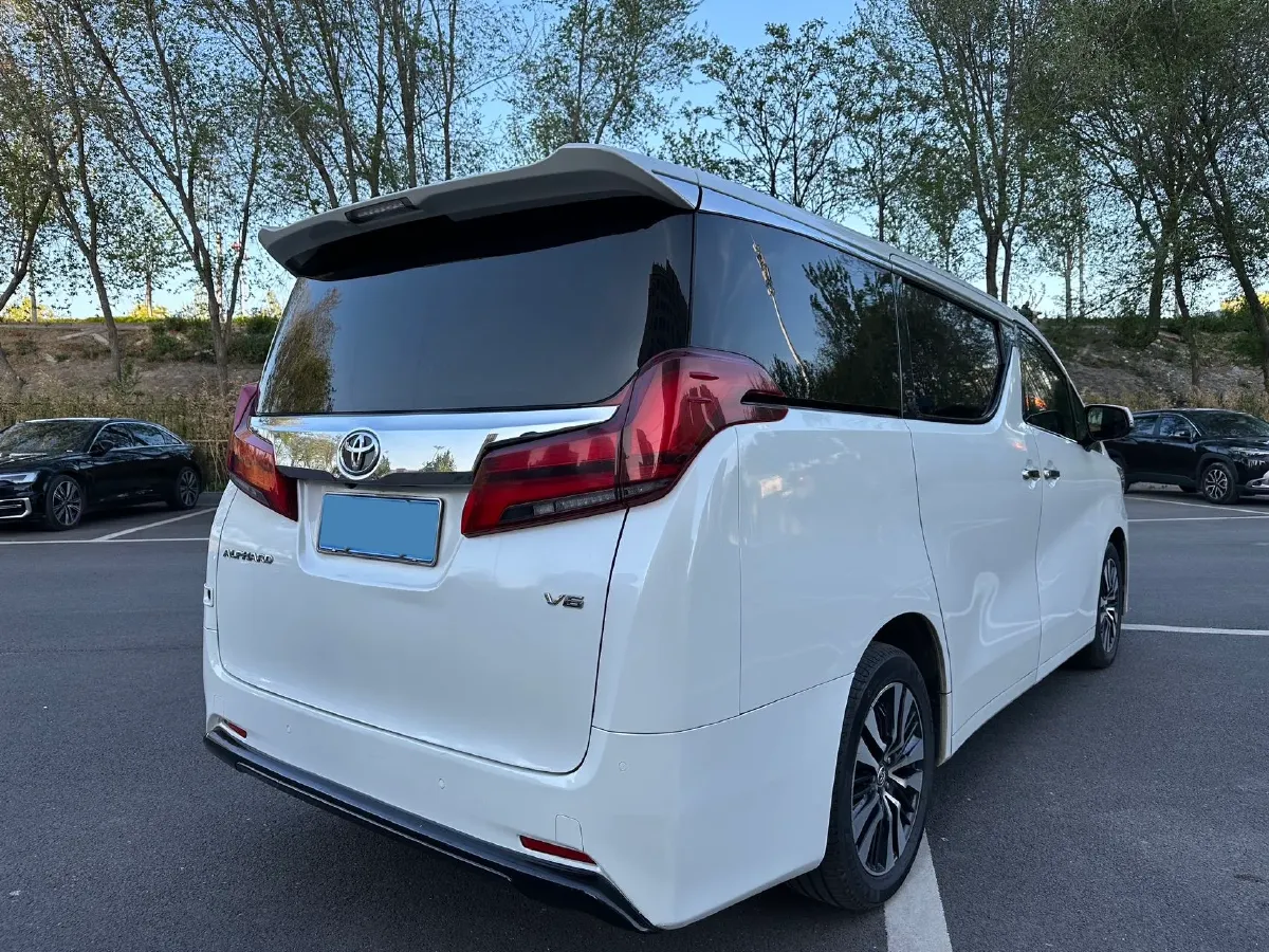 2018 Toyota Alphard 3.5L 275HP V6 6AT,autocango,china used car exporter,china ev exporter,chinese used car exporter,chinese used ev exporter