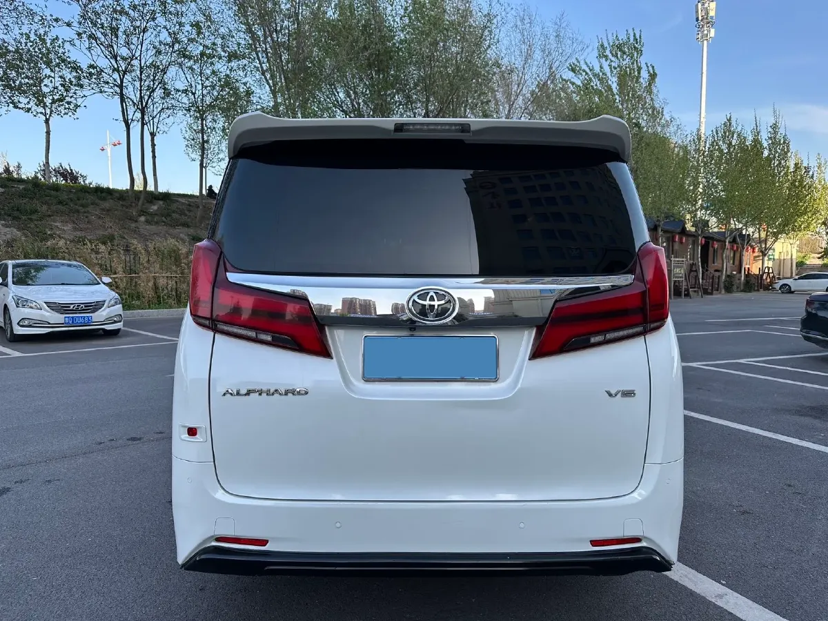 2018 Toyota Alphard 3.5L 275HP V6 6AT,autocango,china used car exporter,china ev exporter,chinese used car exporter,chinese used ev exporter