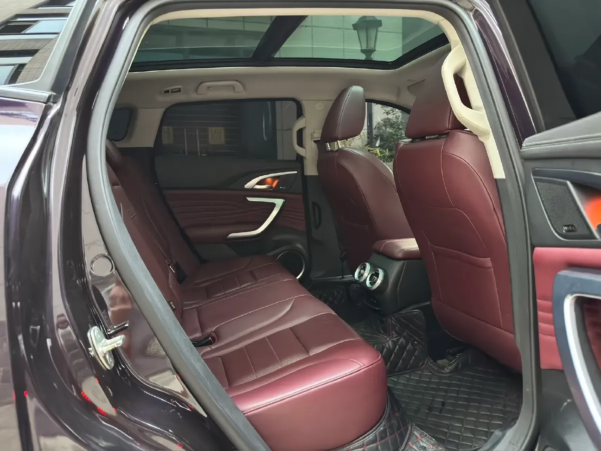 2020 WEY VV7 2.0T 227HP L4 7DCT,autocango,china used car exporter,china ev exporter,chinese used car exporter,chinese used ev exporter