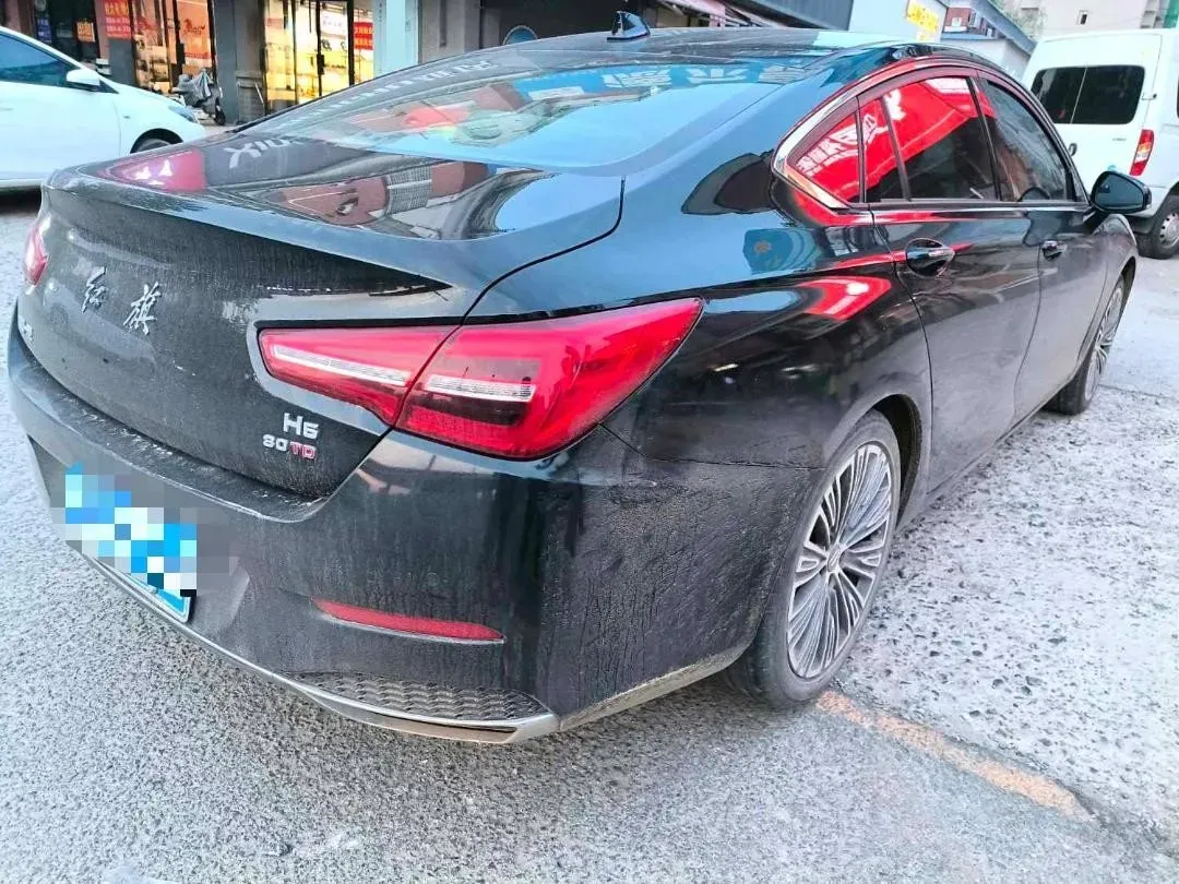 2022 HongQi H5 1.5T 169HP L4 7DCT,autocango,china used car exporter,china ev exporter,chinese used car exporter,chinese used ev exporter