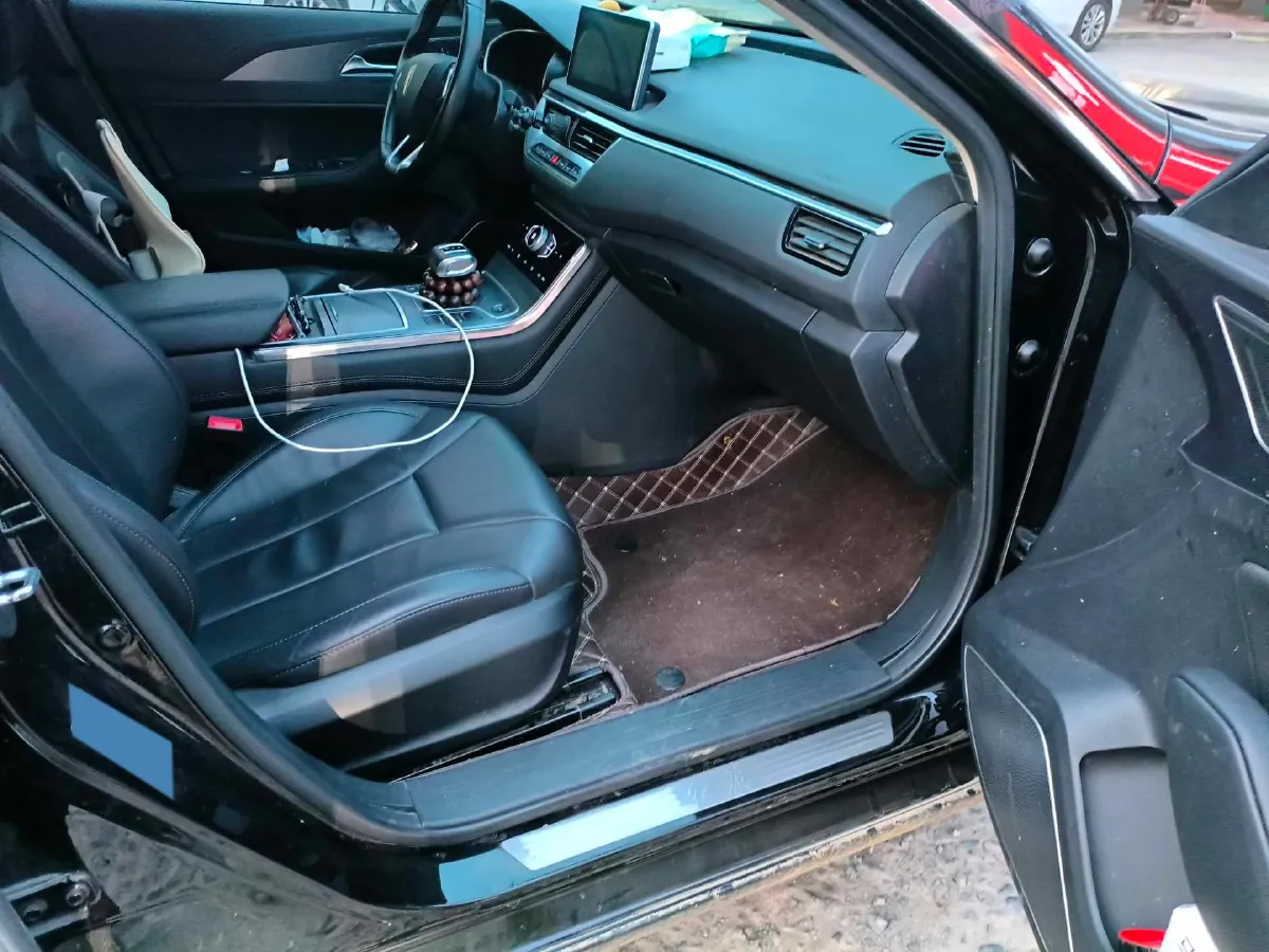 2022 HongQi H5 1.5T 169HP L4 7DCT,autocango,china used car exporter,china ev exporter,chinese used car exporter,chinese used ev exporter