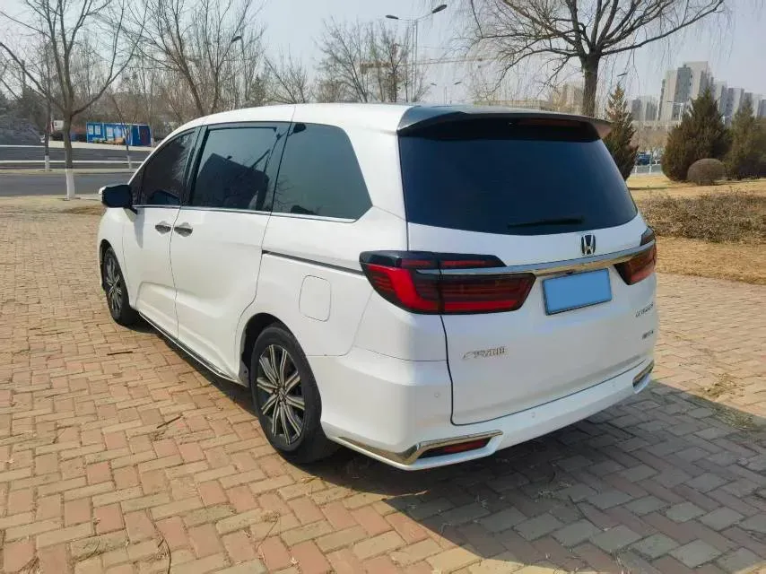 2024 Honda Odyssey 2.0L 146HP L4 E-CVT Hybrid,autocango,china used car exporter,china ev exporter,chinese used car exporter,chinese used ev exporter