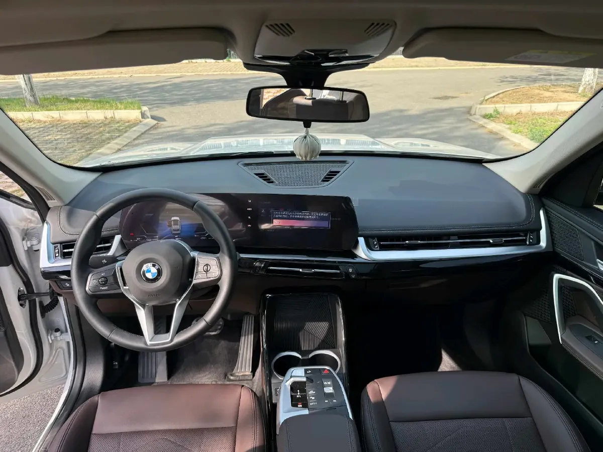 2024 BMW X1 1.5T 156HP L3 7DCT,autocango,china used car exporter,china ev exporter,chinese used car exporter,chinese used ev exporter