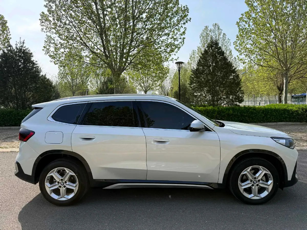 2024 BMW X1 1.5T 156HP L3 7DCT,autocango,china used car exporter,china ev exporter,chinese used car exporter,chinese used ev exporter