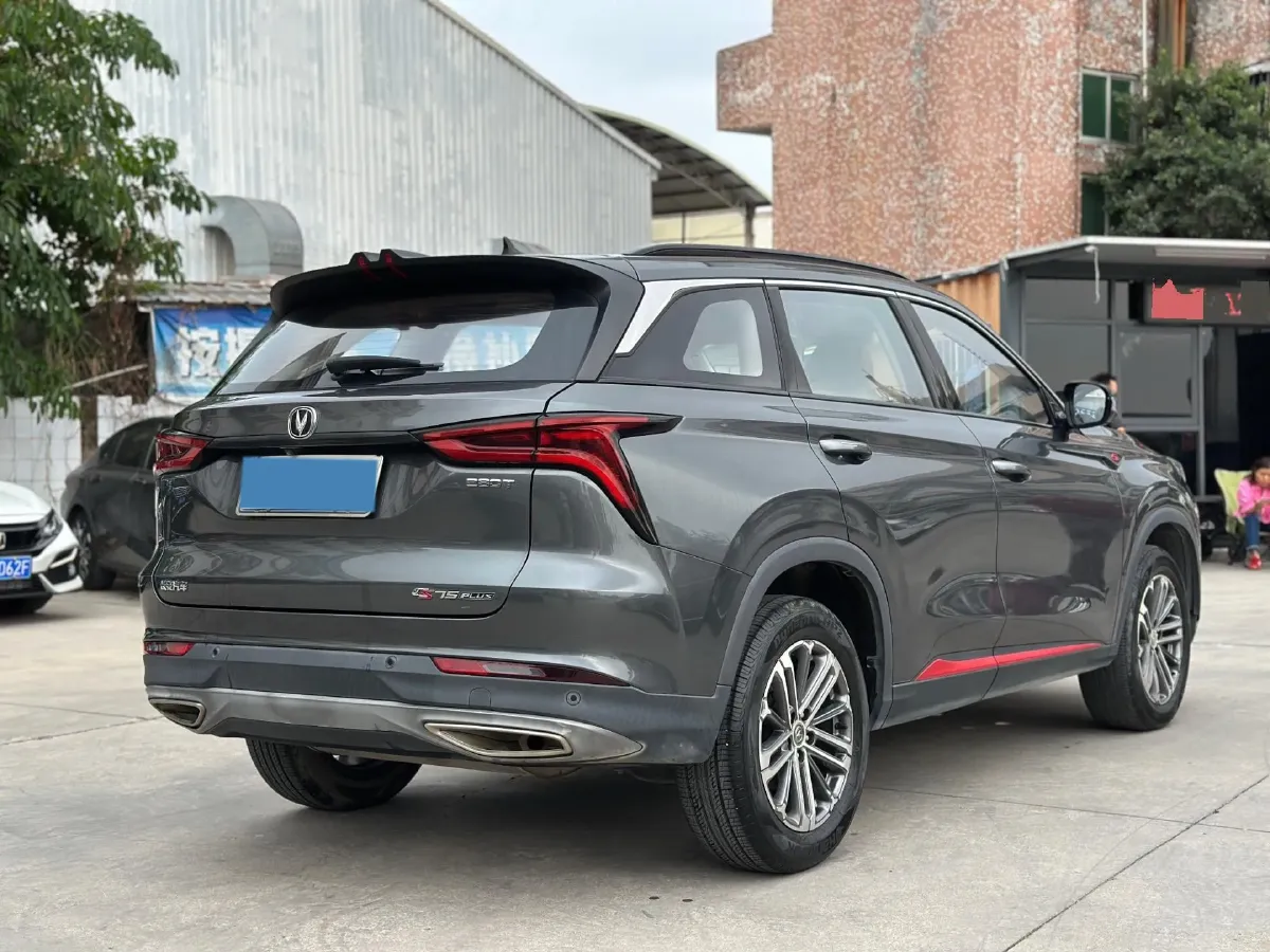 2022 ChangAn CS75 Plus 1.5T 178HP L4 6AT,autocango,china used car exporter,china ev exporter,chinese used car exporter,chinese used ev exporter