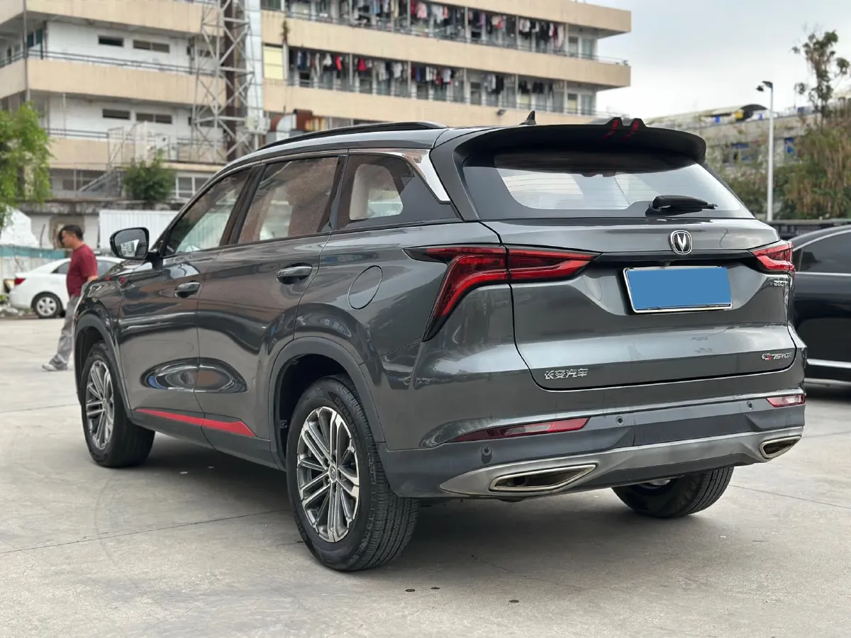 2022 ChangAn CS75 Plus 1.5T 178HP L4 6AT,autocango,china used car exporter,china ev exporter,chinese used car exporter,chinese used ev exporter