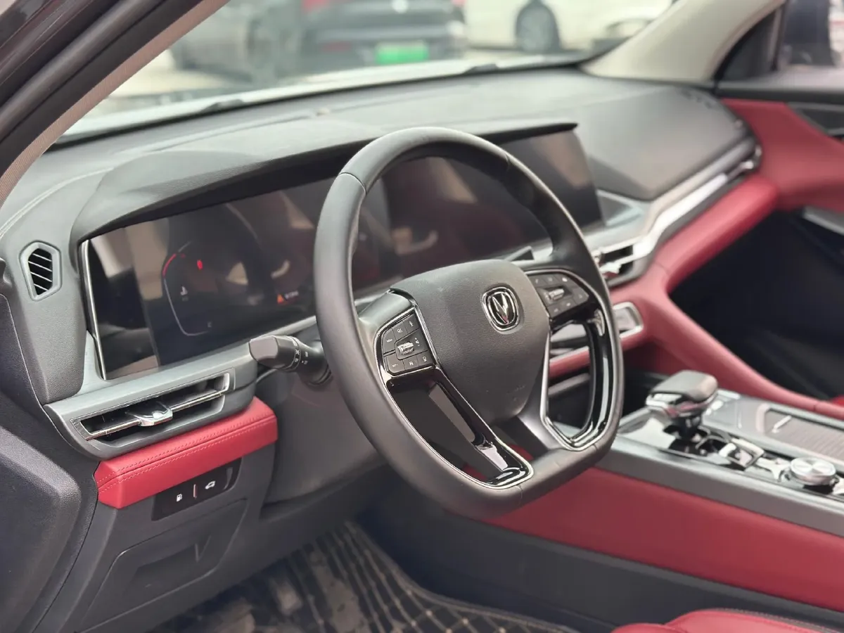 2022 ChangAn CS75 Plus 1.5T 178HP L4 6AT,autocango,china used car exporter,china ev exporter,chinese used car exporter,chinese used ev exporter