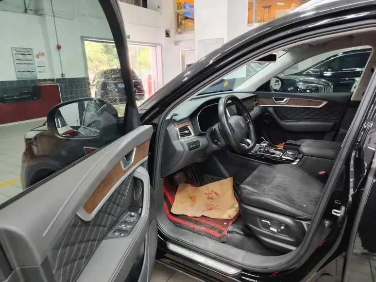 2022 HongQi HS7 2.0T 252HP L4 7DCT,autocango,china used car exporter,china ev exporter,chinese used car exporter,chinese used ev exporter