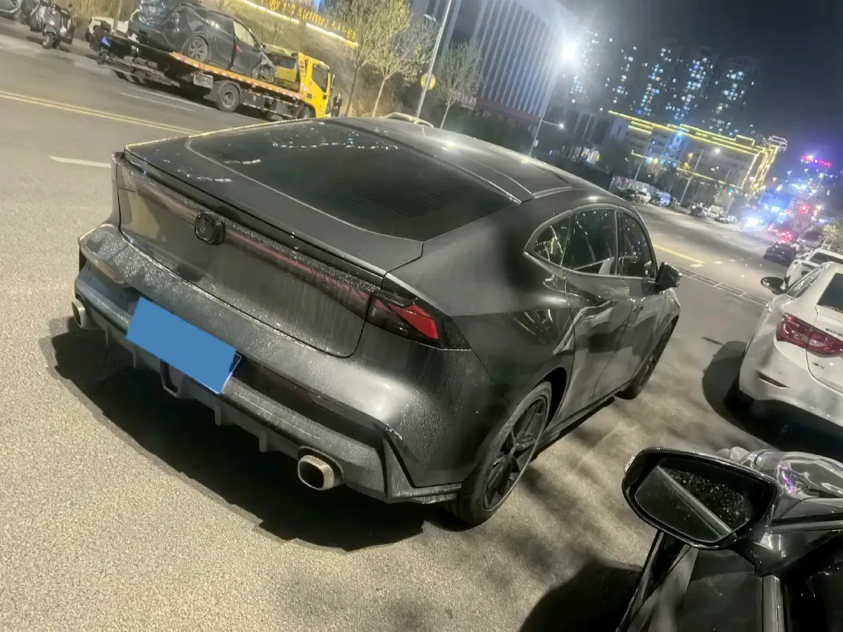 2022 ChangAn UNI-V 1.5T 188HP L4 7DCT,autocango,china used car exporter,china ev exporter,chinese used car exporter,chinese used ev exporter