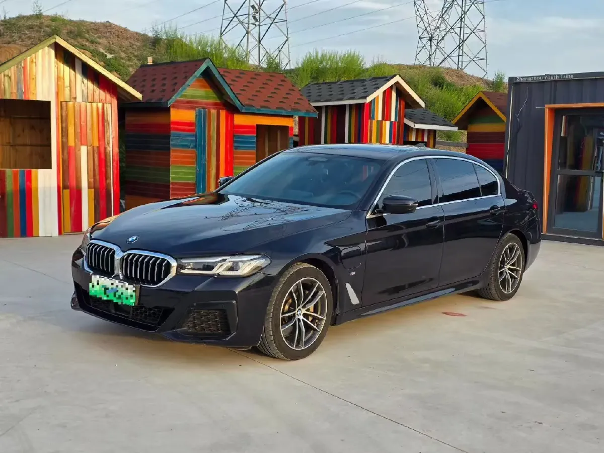 2021 BMW 5 Series 2.0T 184HP L4 8AT PHEV 17.7KWH,autocango,china used car exporter,china ev exporter,chinese used car exporter,chinese used ev exporter