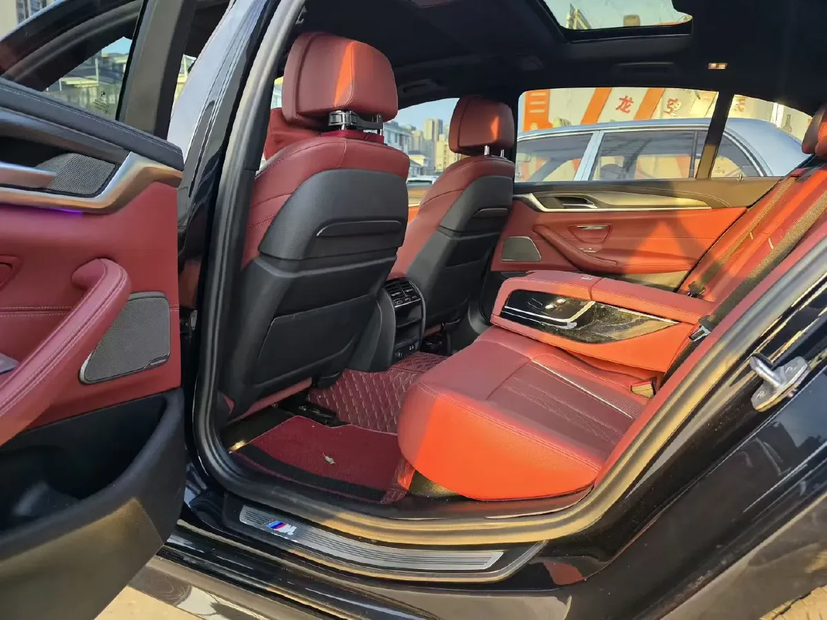 2021 BMW 5 Series 2.0T 184HP L4 8AT PHEV 17.7KWH,autocango,china used car exporter,china ev exporter,chinese used car exporter,chinese used ev exporter