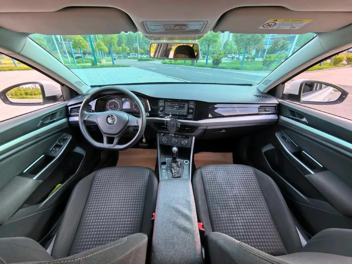 2019 Bestune T77 1.2T 143HP L4 7DCT,autocango,china used car exporter,china ev exporter,chinese used car exporter,chinese used ev exporter