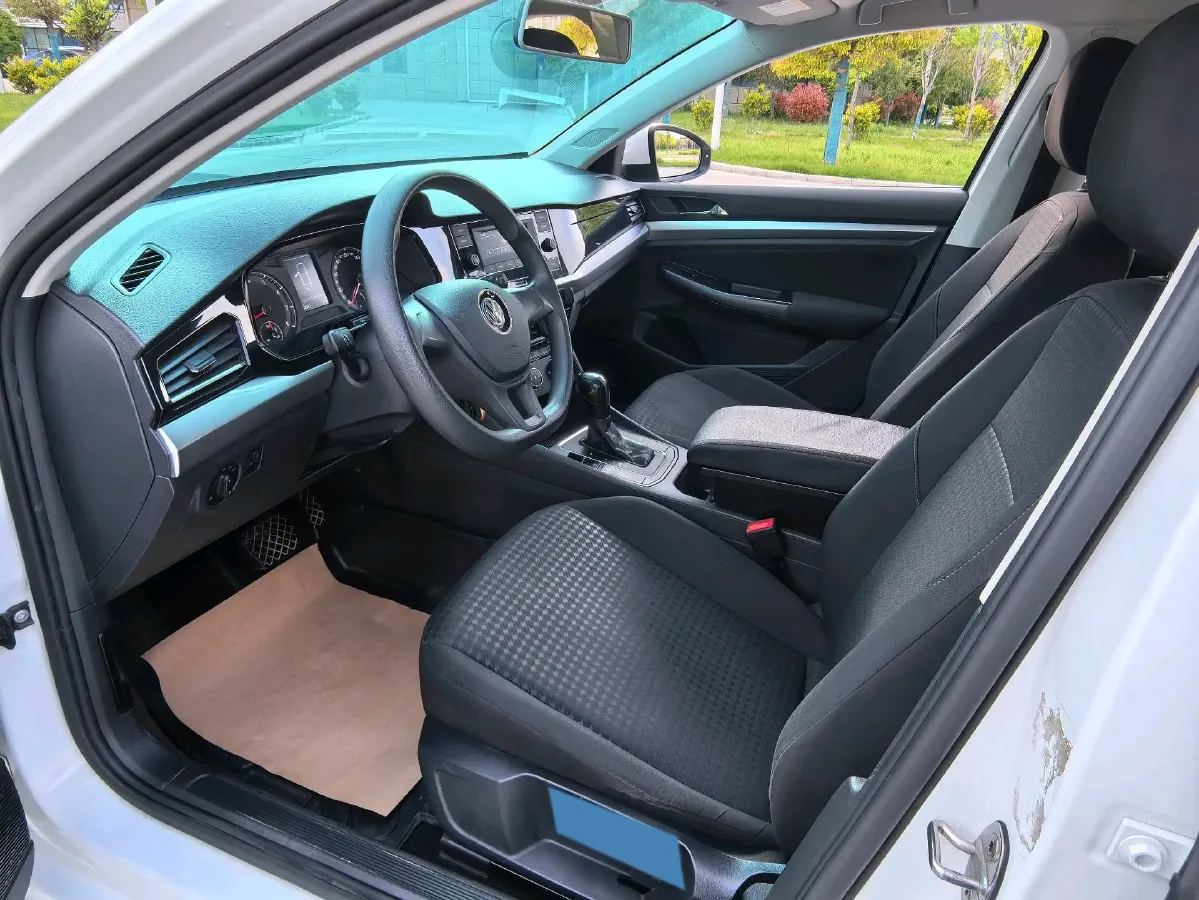 2019 Bestune T77 1.2T 143HP L4 7DCT,autocango,china used car exporter,china ev exporter,chinese used car exporter,chinese used ev exporter