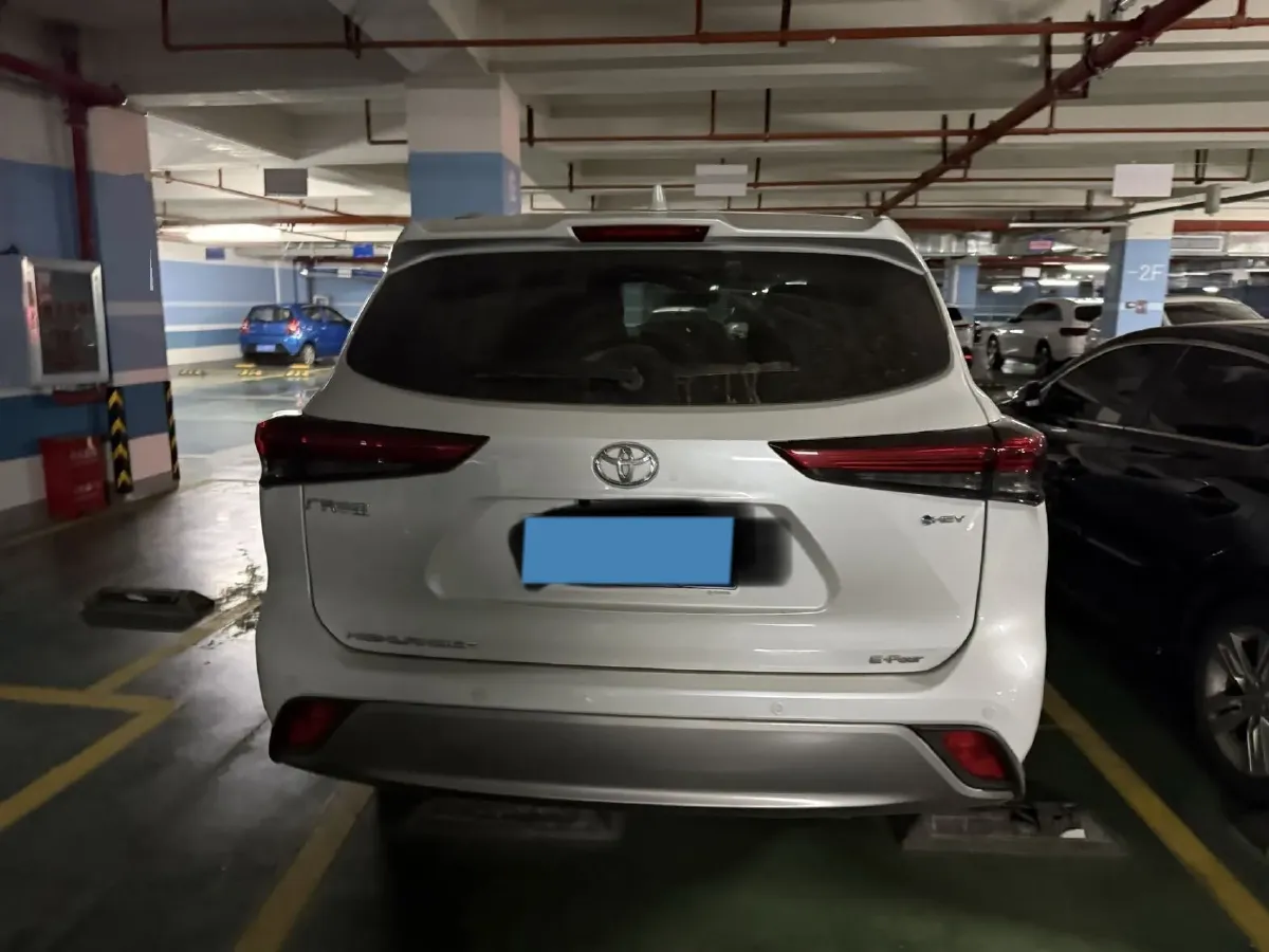 2024 Toyota Highlander 2.5L 189HP L4 E-CVT Hybrid,autocango,china used car exporter,china ev exporter,chinese used car exporter,chinese used ev exporter