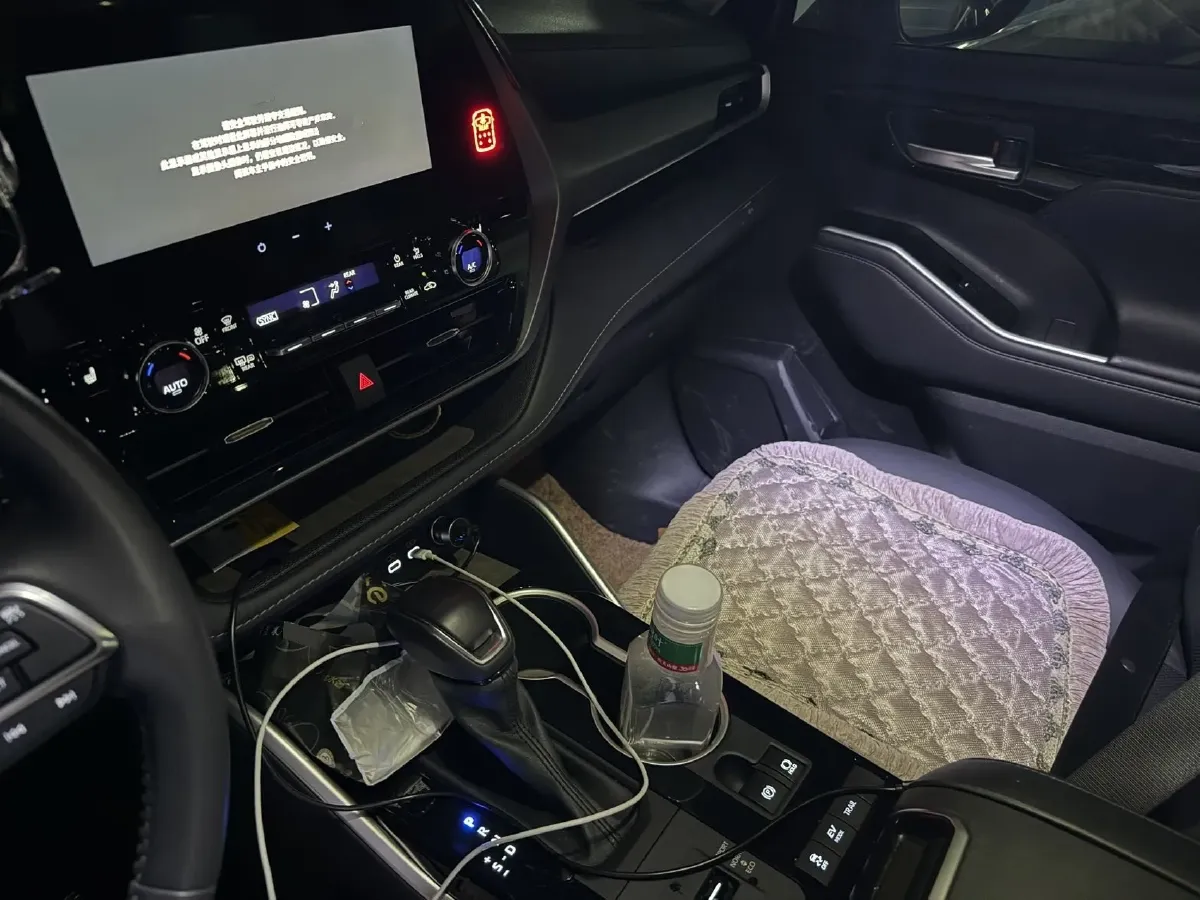 2024 Toyota Highlander 2.5L 189HP L4 E-CVT Hybrid,autocango,china used car exporter,china ev exporter,chinese used car exporter,chinese used ev exporter