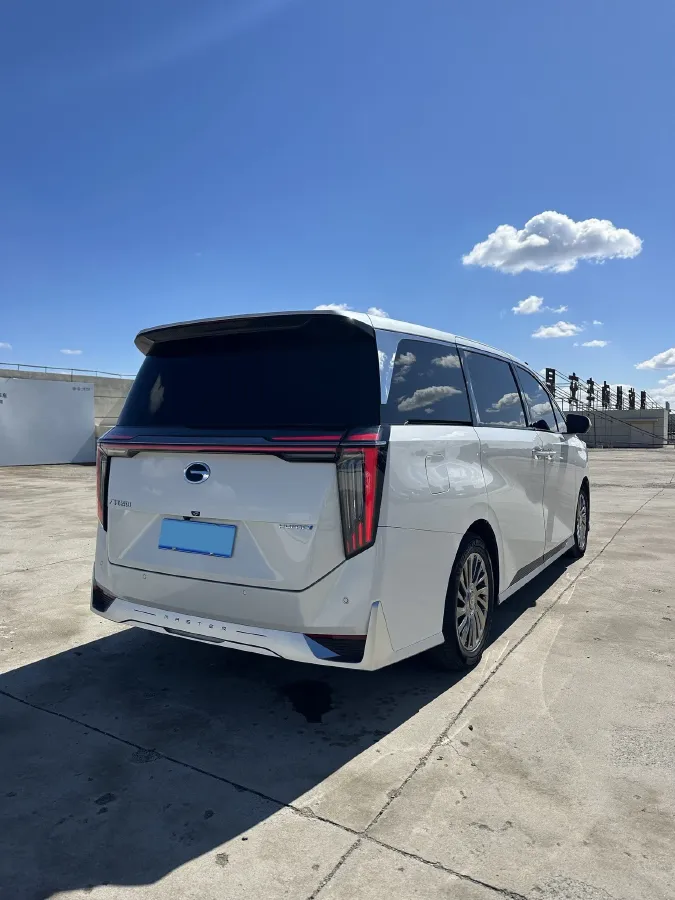 2024 GAC Trumpchi M8 2.0T 190HP L4 E-CVT Hybrid,autocango,china used car exporter,china ev exporter,chinese used car exporter,chinese used ev exporter