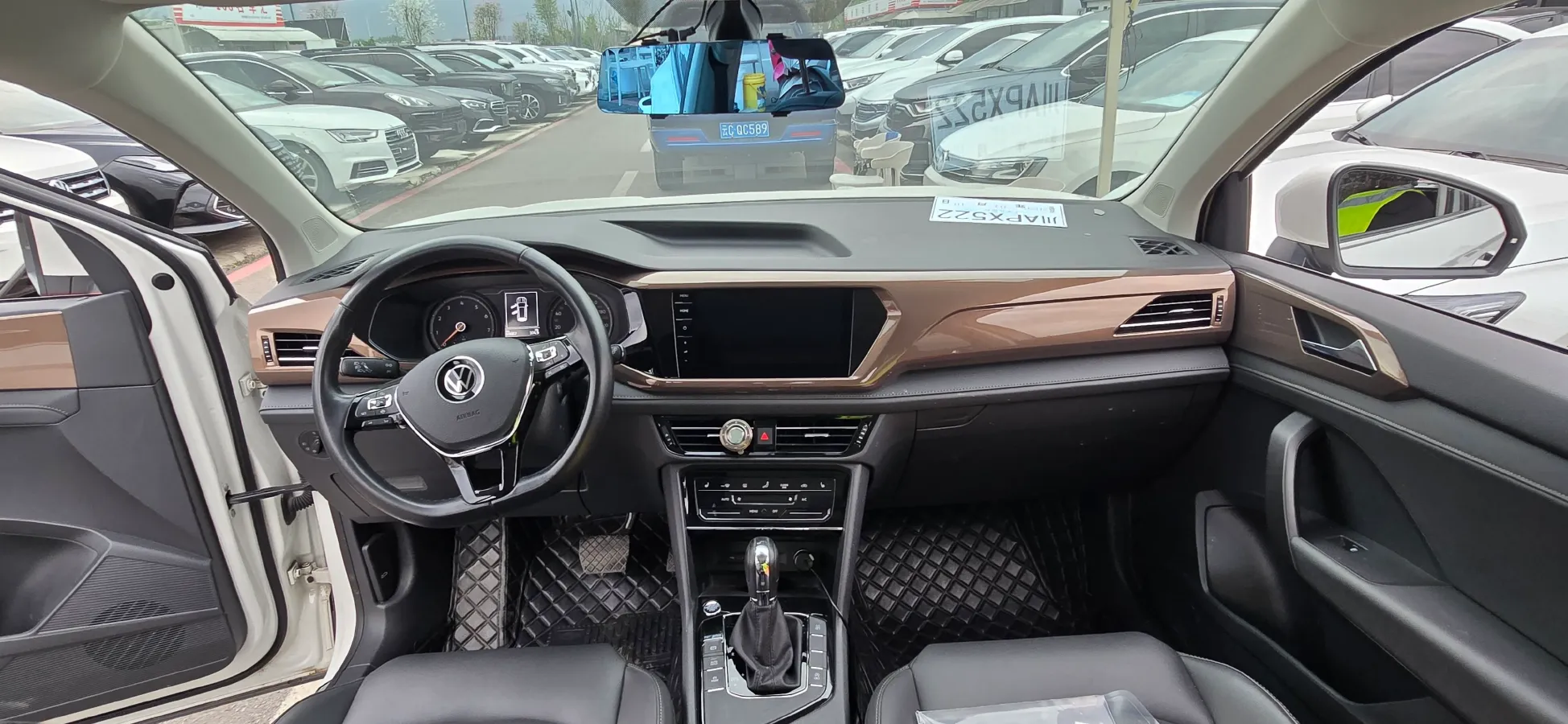 2021 Volkswagen Tharu 1.4T 150HP L4 7DCT,autocango,china used car exporter,china ev exporter,chinese used car exporter,chinese used ev exporter