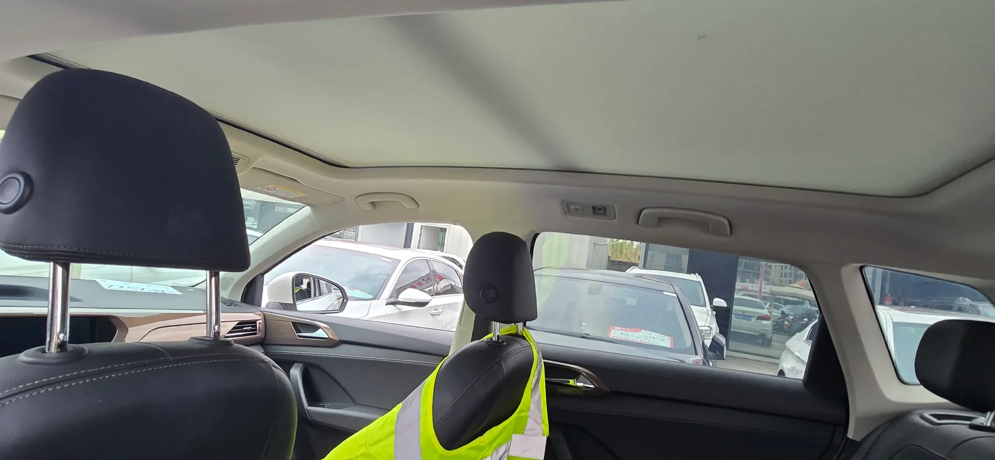 2021 Volkswagen Tharu 1.4T 150HP L4 7DCT,autocango,china used car exporter,china ev exporter,chinese used car exporter,chinese used ev exporter