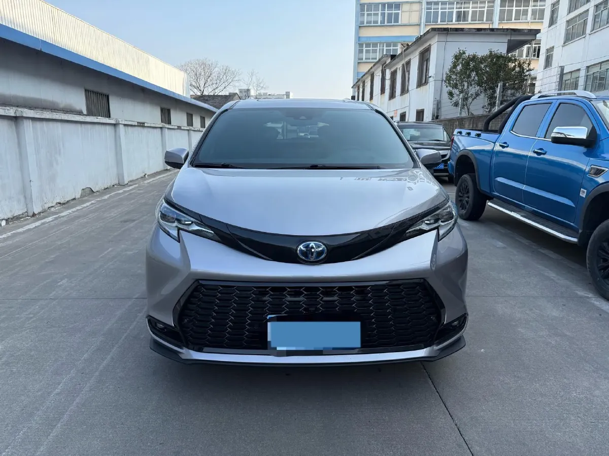 2021 Toyota Sienna 2.5L 192HP L4 E-CVT Hybrid,autocango,china used car exporter,china ev exporter,chinese used car exporter,chinese used ev exporter