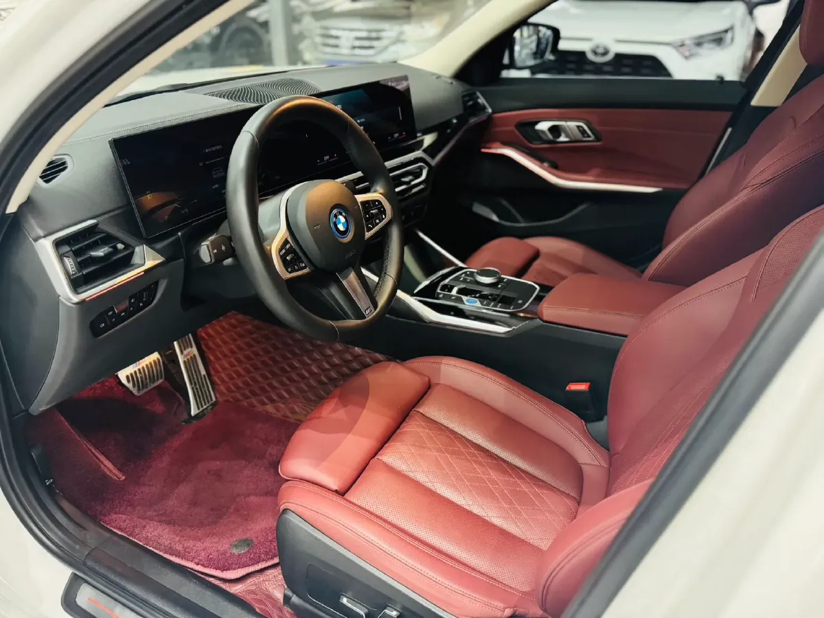 2024 BMW i3 BEV 70KWH,autocango,china used car exporter,china ev exporter,chinese used car exporter,chinese used ev exporter