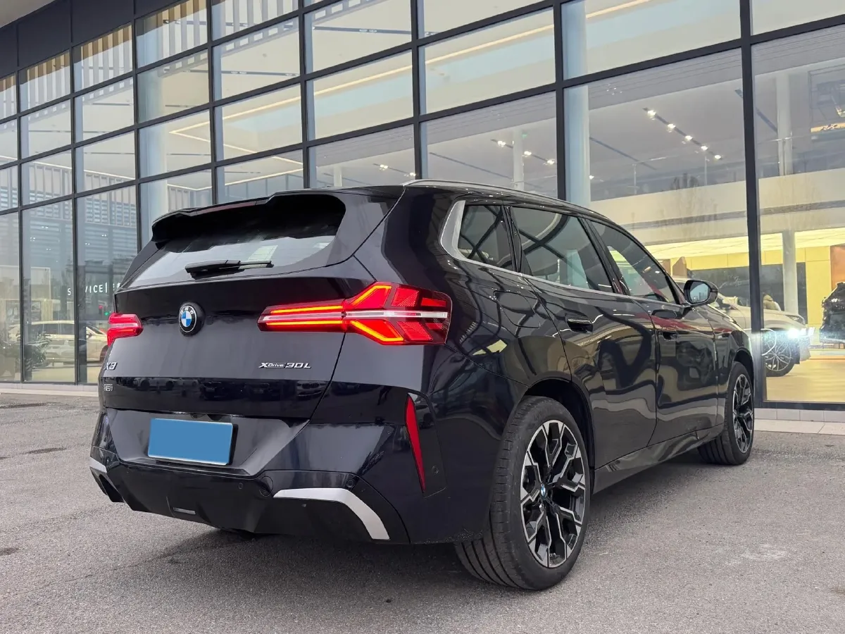 2025 BMW X3 2.0T 258HP L4 8AT,autocango,china used car exporter,china ev exporter,chinese used car exporter,chinese used ev exporter