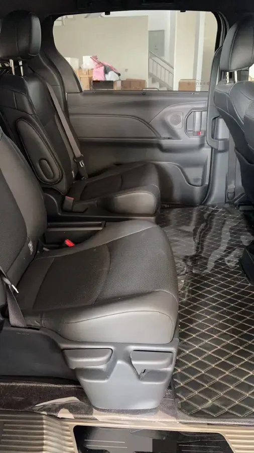 2024 Toyota Sienna 2.5L 189HP L4 E-CVT Hybrid,autocango,china used car exporter,china ev exporter,chinese used car exporter,chinese used ev exporter