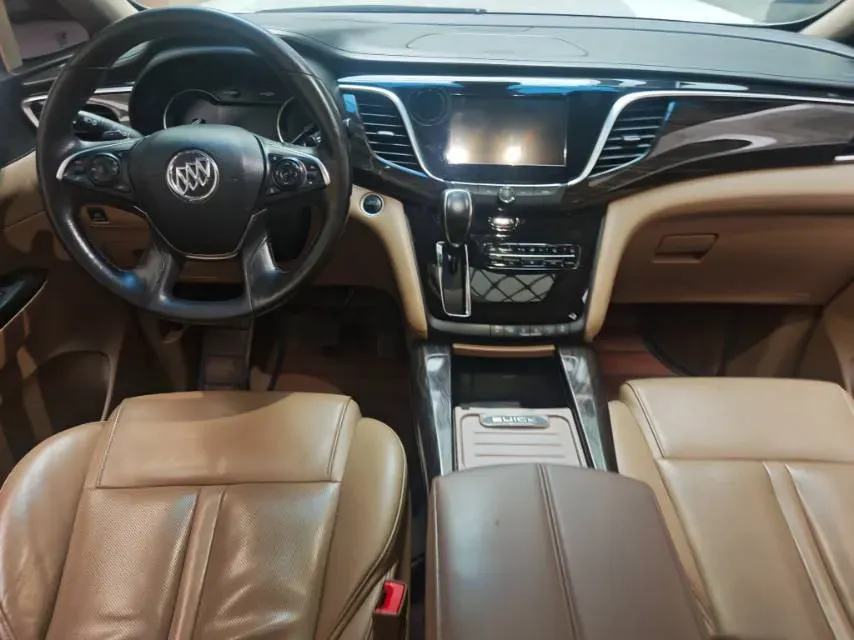 2018 Buick GL8 2.0T 260HP L4 6AT,autocango,china used car exporter,china ev exporter,chinese used car exporter,chinese used ev exporter