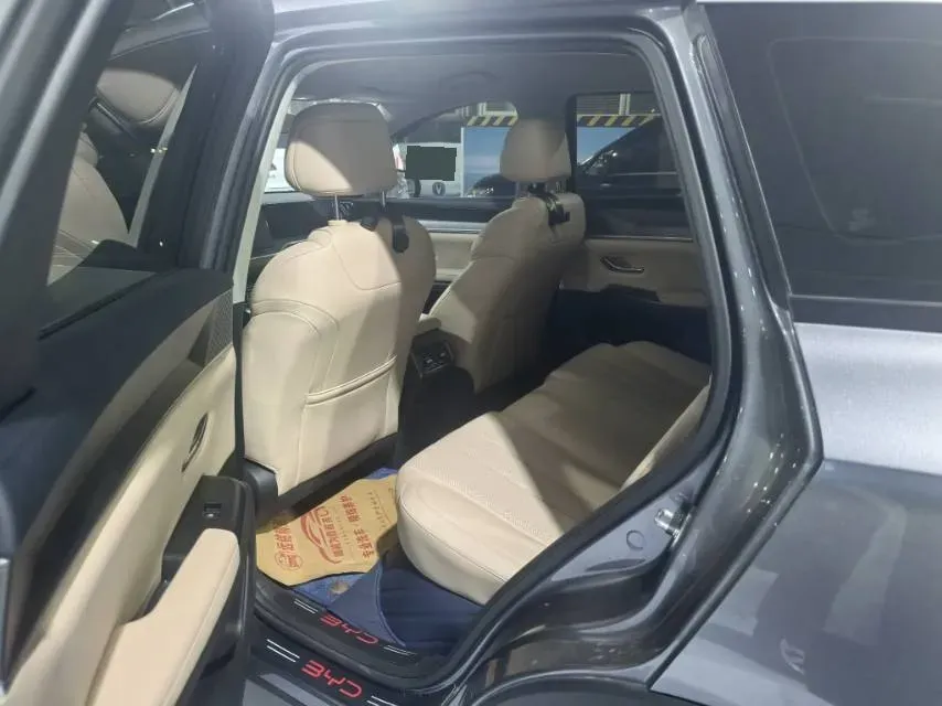 2024 BYD Song Pro 1.5L 110HP L4 E-CVT PHEV 12.9KWH,autocango,china used car exporter,china ev exporter,chinese used car exporter,chinese used ev exporter