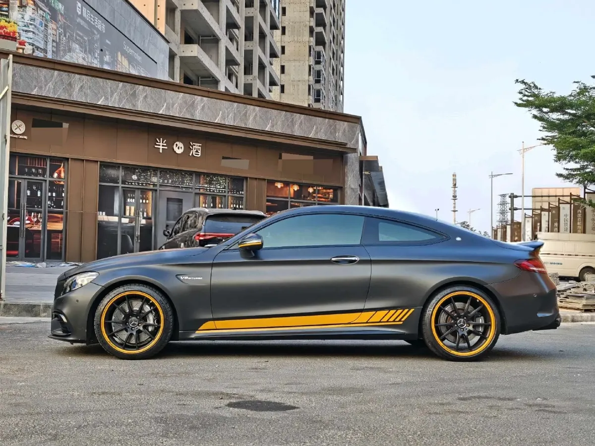 2021 Mercedes-Benz C AMG 4.0T 476HP V8 9AT,autocango,china used car exporter,china ev exporter,chinese used car exporter,chinese used ev exporter