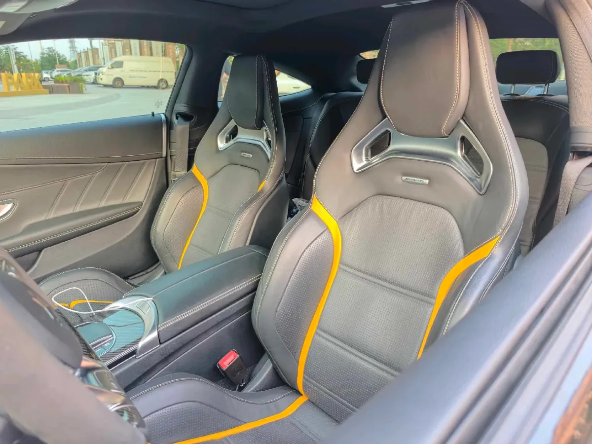 2021 Mercedes-Benz C AMG 4.0T 476HP V8 9AT,autocango,china used car exporter,china ev exporter,chinese used car exporter,chinese used ev exporter