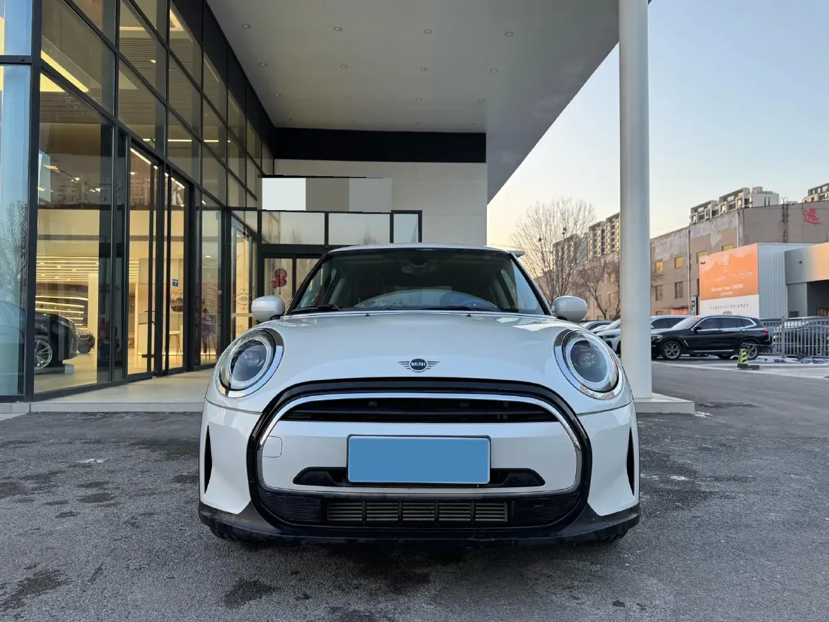2023 MINI MINI 1.5T 102HP L3 7DCT,autocango,china used car exporter,china ev exporter,chinese used car exporter,chinese used ev exporter