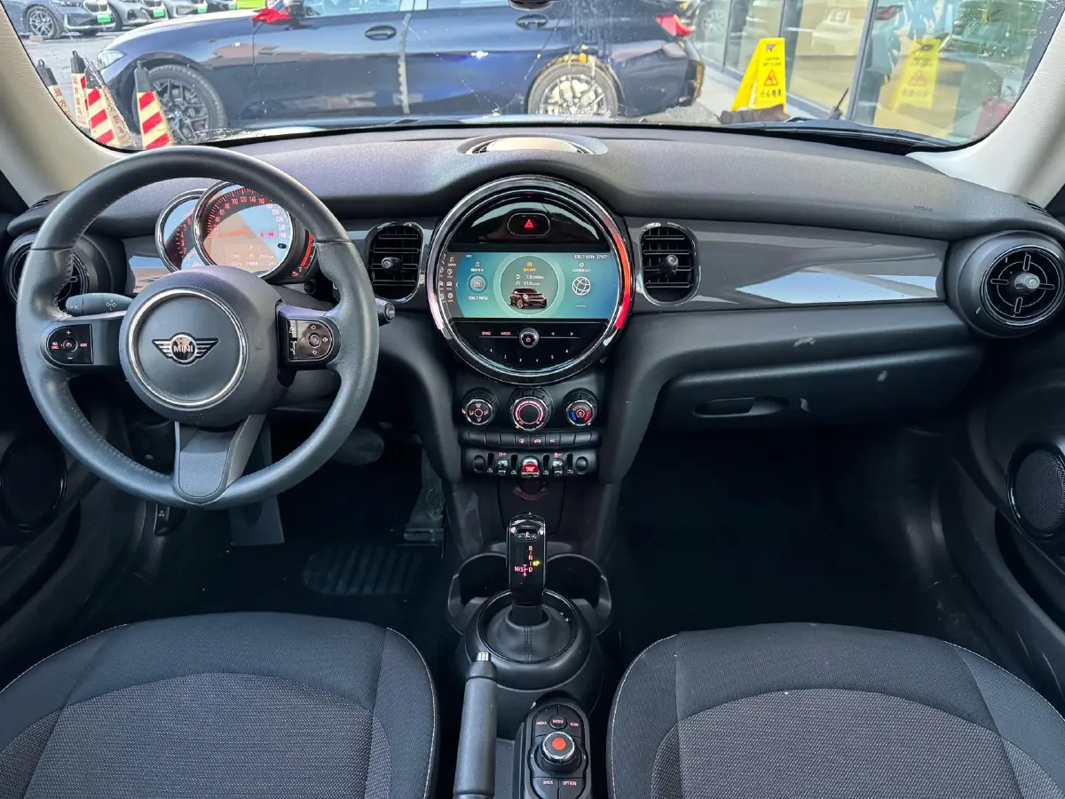 2023 MINI MINI 1.5T 102HP L3 7DCT,autocango,china used car exporter,china ev exporter,chinese used car exporter,chinese used ev exporter