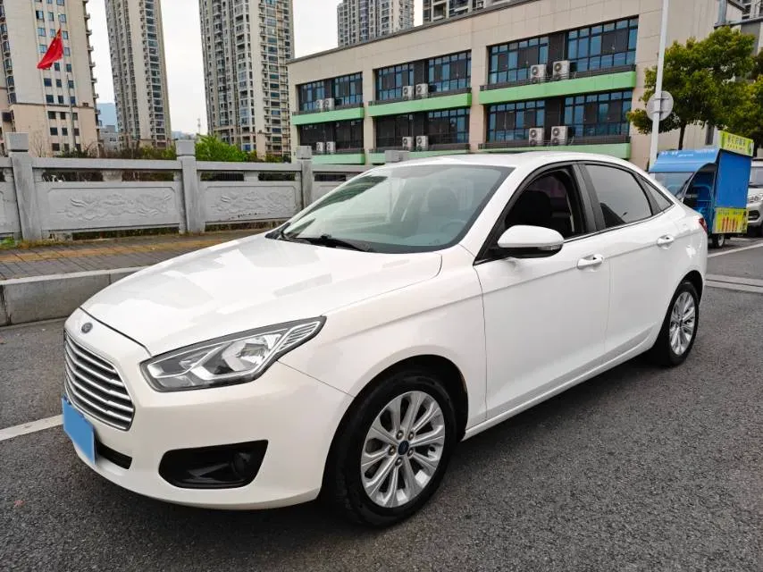 2017 Ford Escort 1.5L 113HP L4 6AT,autocango,china used car exporter,china ev exporter,chinese used car exporter,chinese used ev exporter