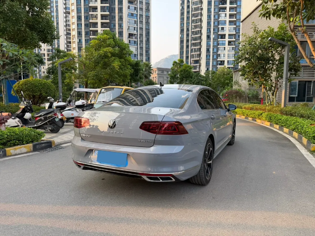 2020 Volkswagen Magotan 2.0T 186HP L4 7DCT,autocango,china used car exporter,china ev exporter,chinese used car exporter,chinese used ev exporter