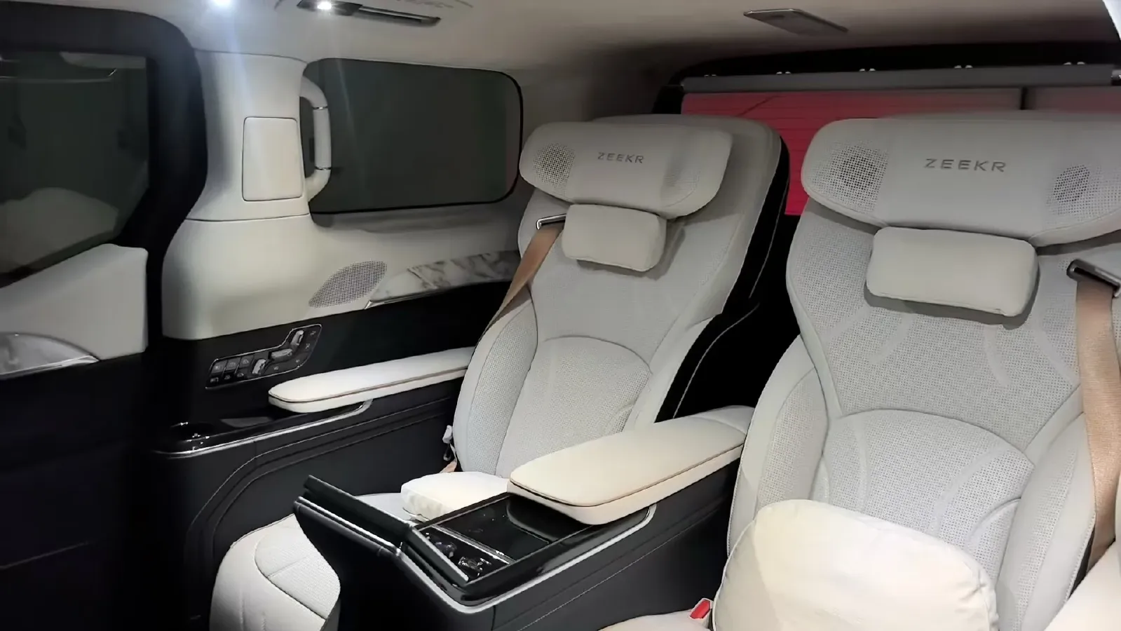 2024 Zeekr 009 BEV 108KWH,autocango,china used car exporter,china ev exporter,chinese used car exporter,chinese used ev exporter